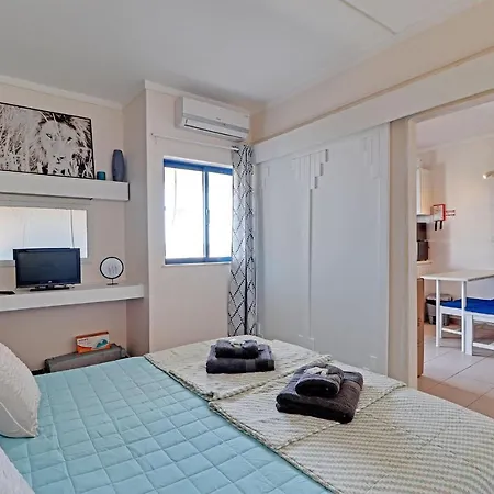 Praia Da Rocha Cosy By Homing Apartment